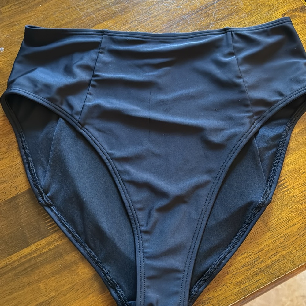 NWT Old Navy Mid-Rise Bikini Swim Bottoms